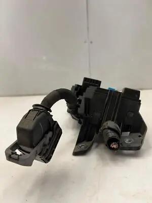 82666-12650 Toyota COVER(L),TOWING HOOK