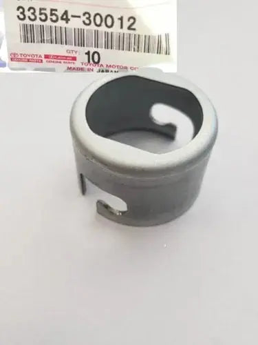 33554-30012 Toyota COVER DUST