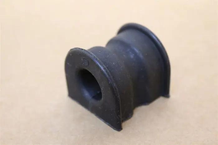 48815-60030 Toyota BUSH STABIIZER FRT