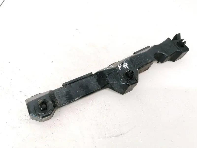 52146-48010 Toyota BRACKET(L),F.BUMPER